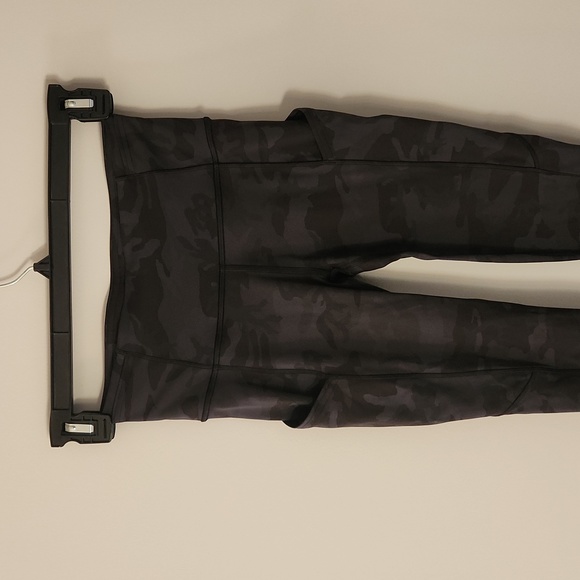 Lululemon Fast and Free 28" Incognito Camo Multi Grey Size 4 - Picture 6 of 11
